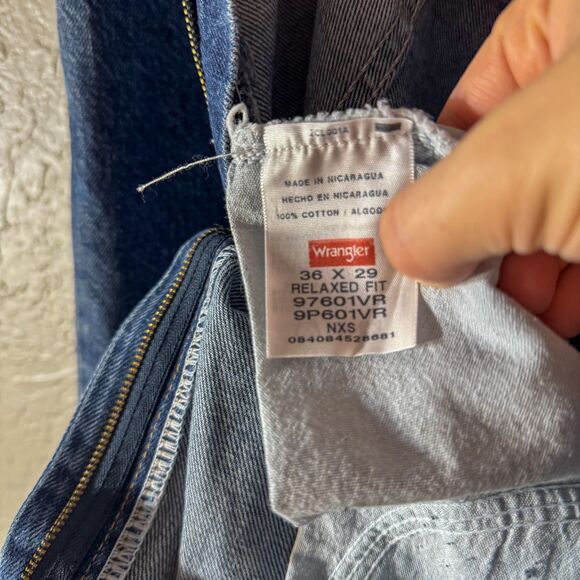 90s Wrangler Straight-Leg Jeans 36 × 29 – Medium Wash, Pre-Owned Good Condition - Picture 6 of 8